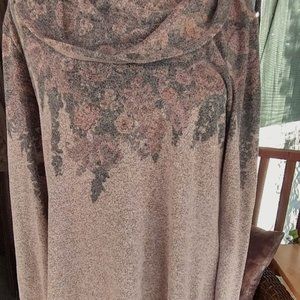 Women's Maurices women's long sleeve top size L